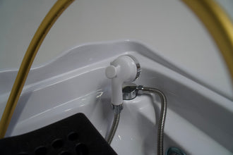 Portable Headspa mit Wassertank (und Integrierter Schmutzwassertank)